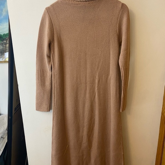 G by Giuliano Black Label Turtleneck Tan Maxi Cross Front Sweater - Picture 7 of 11